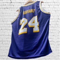 Los Angeles Lakers 2002/2004 Away en internet