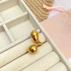 Anillo gota irregular dorado - 2310L7 en internet