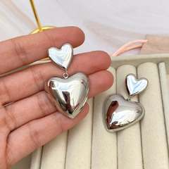 Arete corazones lisos plateados - AA002