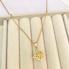 Collar nudo de bruja dorado - ADC058 - comprar en línea