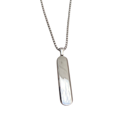 Collar con dije placa plateado 3cm. - ADC082 - comprar en línea