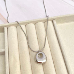 Collar con aro irregular plateado - ADC085 - comprar en línea