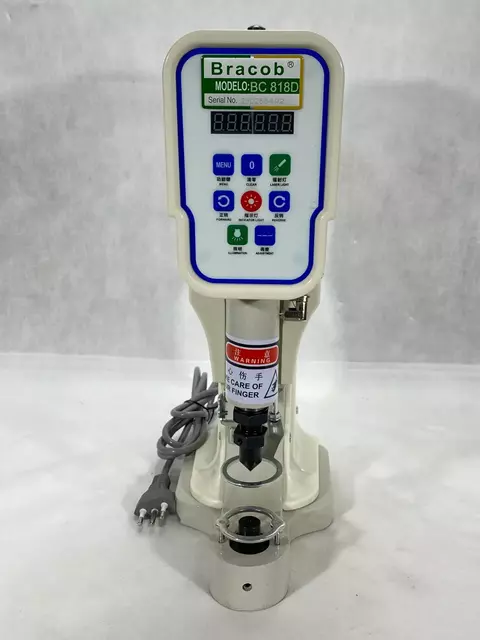 MÁQUINA DE PREGAR BOTÃO E ILHÓS BRACOB BC818D 220V