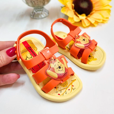 Sandália Infantil Ipanema Ursinho Pooh