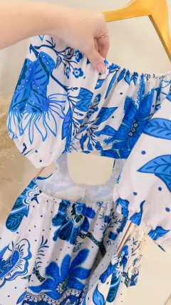 Macaquinho floral azul - comprar online