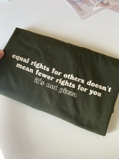 EQUAL RIGHTS na internet