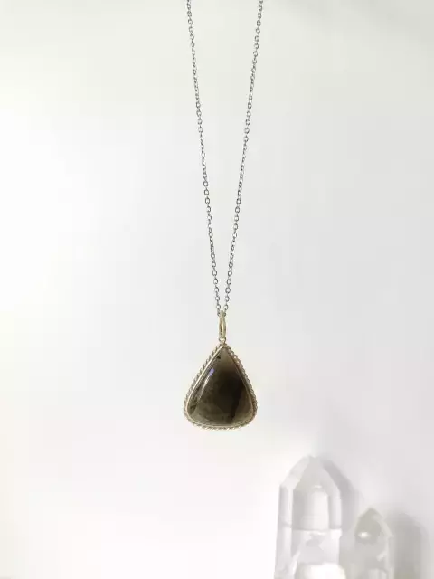 Chama de Cerridwen - Colar em Labradorita - comprar online