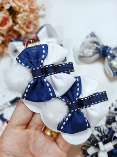 Parzinho 2 gravatinhas com pompons pelúcia - comprar online