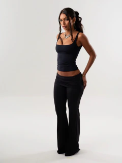 BL052 - Blusa Basic - Preto - Basique