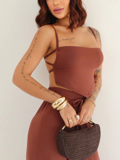 CR032 - Cropped Decote Reto - Marrom - comprar online