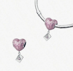Charm corazon rosa