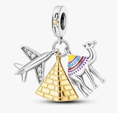 Charm Piramide