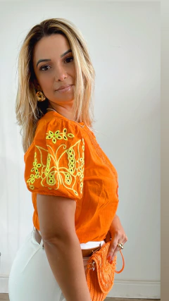 Camisa julia na internet