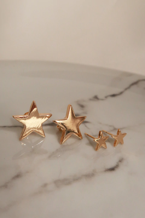 Brinco Lilly Mini Ouro - comprar online