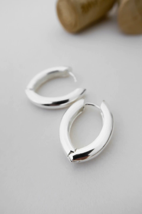 Brinco Jessy M Prata - comprar online