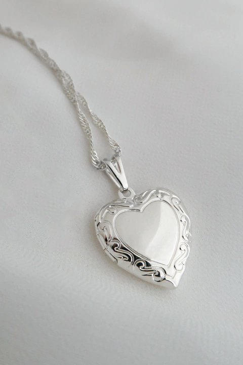 Colar Relicário com Foto Love Prata - comprar online