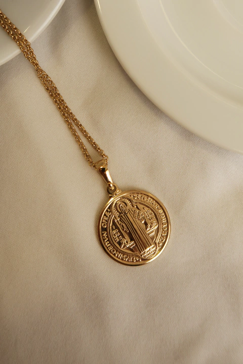 Colar Dio Ouro - comprar online