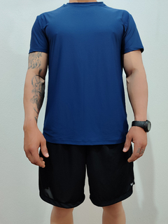 Camisa masculina manga curta azul