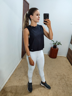 Blusa multiformas Jess preta - RELIC FITWEAR