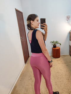 Cropped Amanda preto na internet
