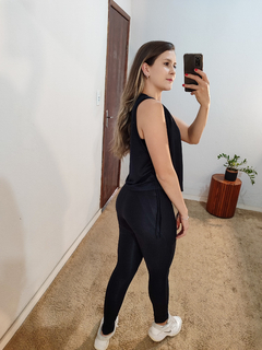 Blusa puxador Regina preta - RELIC FITWEAR