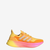 Tênis ADIDAS ULTRABOOST 5 na cor laranja com detalhes em rosa e três listras brancas.