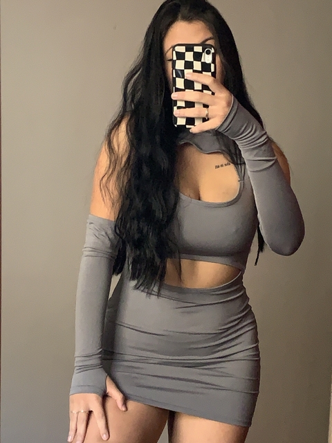 Vestido Recortes Cinza