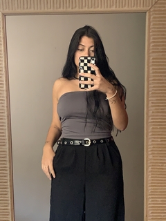 Calça Mel Preta na internet