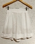 Short pala e elástico branco
