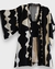 kimono estampado abstrato off white e Preto - comprar online