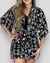conjunto de Maxi kimono +short estampa lenço preto e off