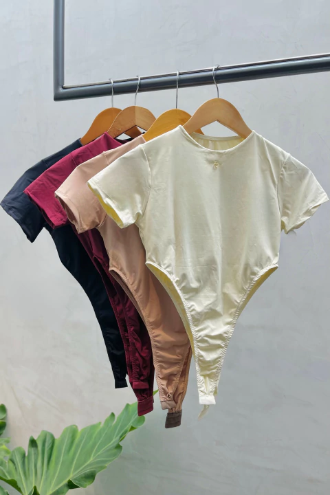 Body Gregory Cavado - comprar online