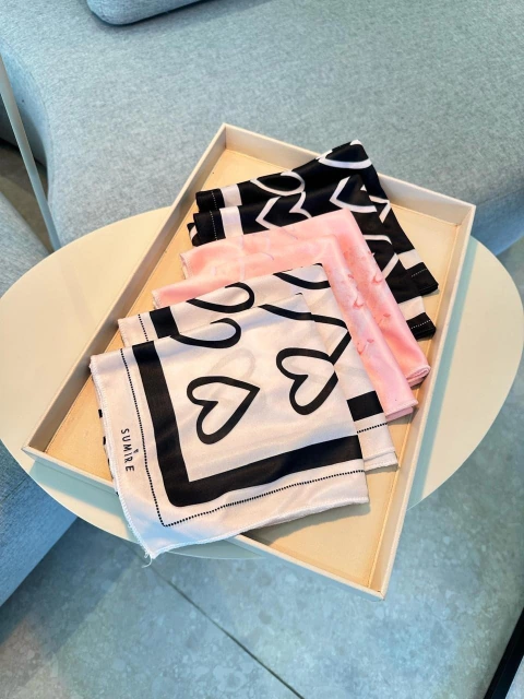 Lenço Sumire - comprar online