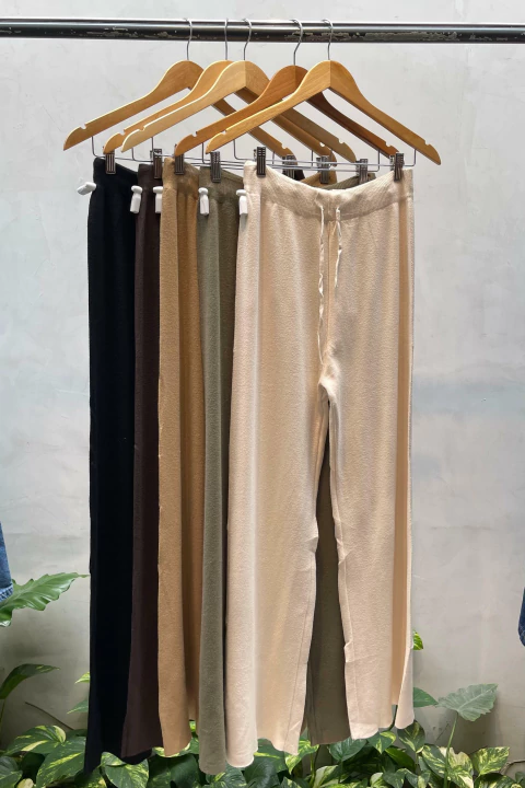 Calça Moletom Lisa - comprar online