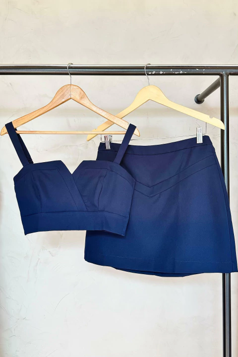 Conjunto Saia + Cropped Alça - comprar online