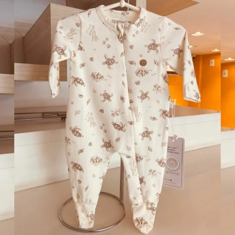 Macacão Neutro Easy Grow Up