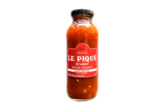Botella de salsa picante Le Piqué by Larson, sabor jalapeño, con etiqueta roja y texto destacado.