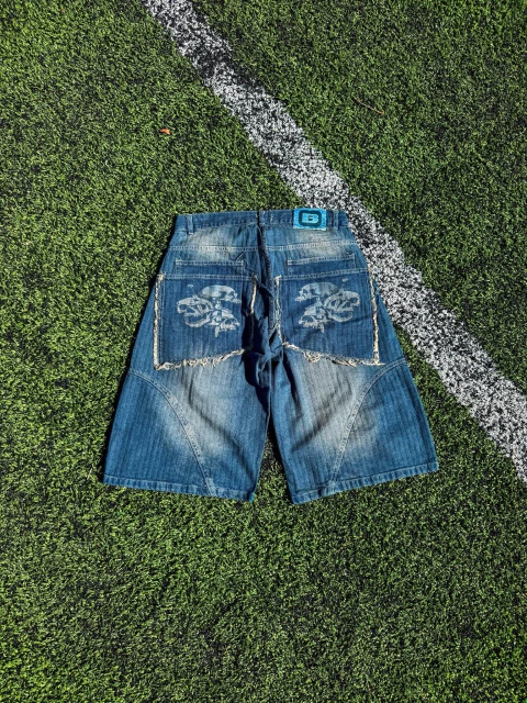 Bermuda Baggy Skull - comprar online