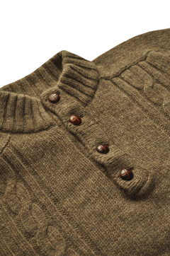 Sweater cerrado cuello polo en lana virgen en internet