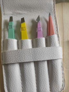Kit Pinças 4 unidades com Estojo