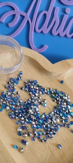 Strass Resina Cristal Azul holográfico 2MM - comprar online