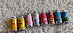Pingente Bebidas Lata Sortidas pct com 3 , sem opção de escolha ( pingentes , decoração) - comprar online