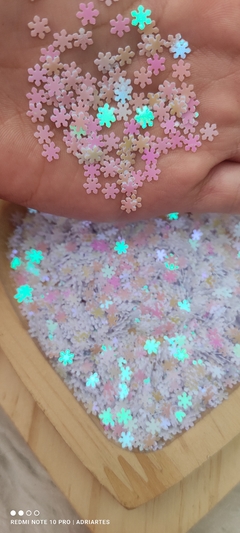 Flocos neve branco Paetê Holográfico com 5 GRAMAS - com aproximadamente 575 Peças-Atelie Adriartes na internet