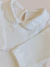 Body para bebê menina, com gola, em algodão | offwhite - comprar online