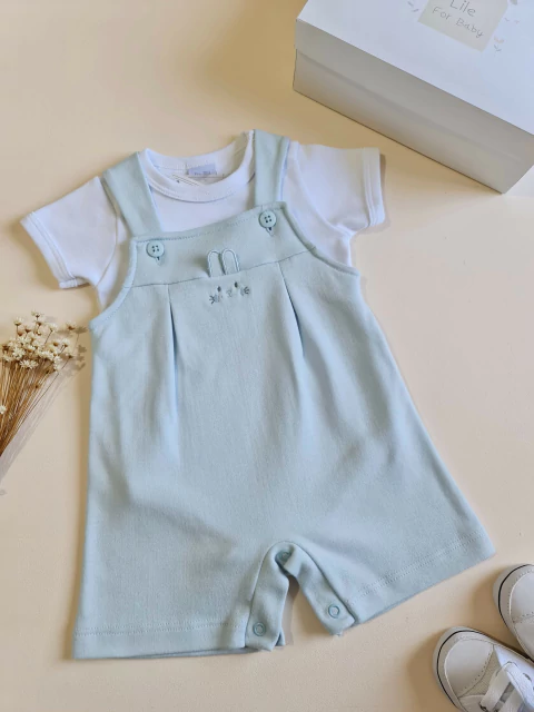 Conjunto bebê body e jardineira coelhinho em algodão egípcio | P e M - comprar online