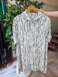 215 VEST CAMISERO C/ESTAMP - esenciaclothes