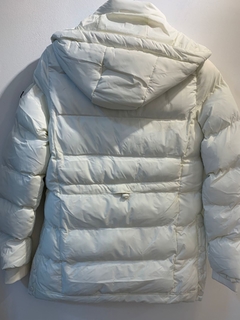 111 CAMPERA LARGA WENDY OJO ROJO en internet