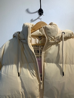 110 CAMPERA LARGA MELISA OJO ROJO