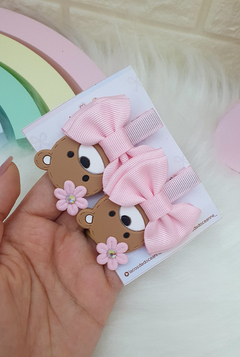 Parzinho urso com gravatinha dupla.