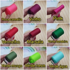 Laço gravatinha sobreposta com spike e pérolas - Laços da doce Anne